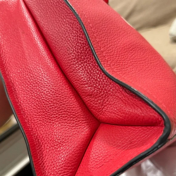 Michael Kors Bright Pink Tote Bag - Picture 6 of 6